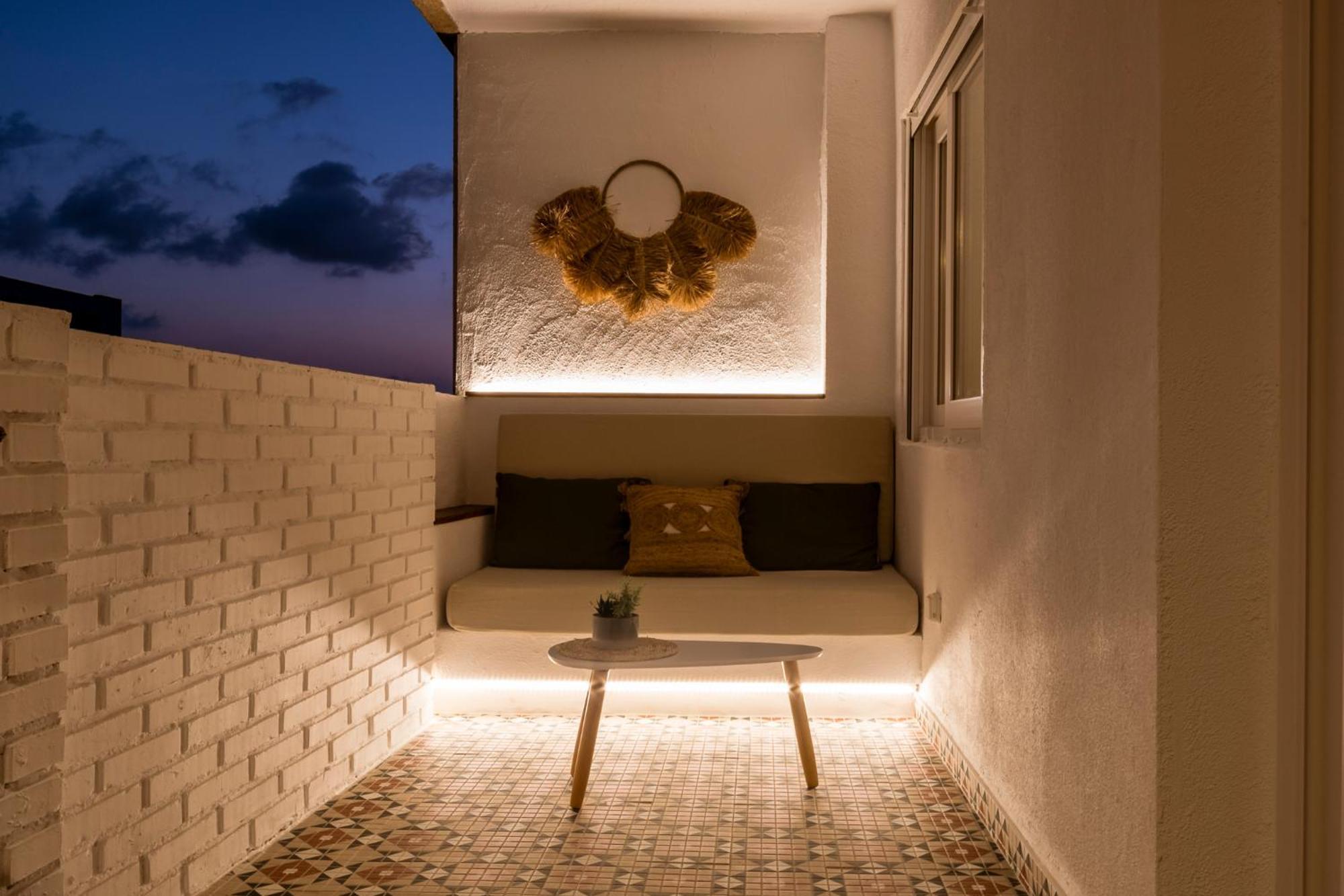 K-Nat By Nuka Homes Platja de Larenal Exteriör bild